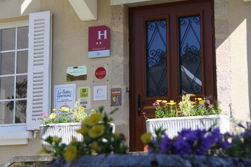 Auberge De Saint Julien Aux Bois Exterior foto