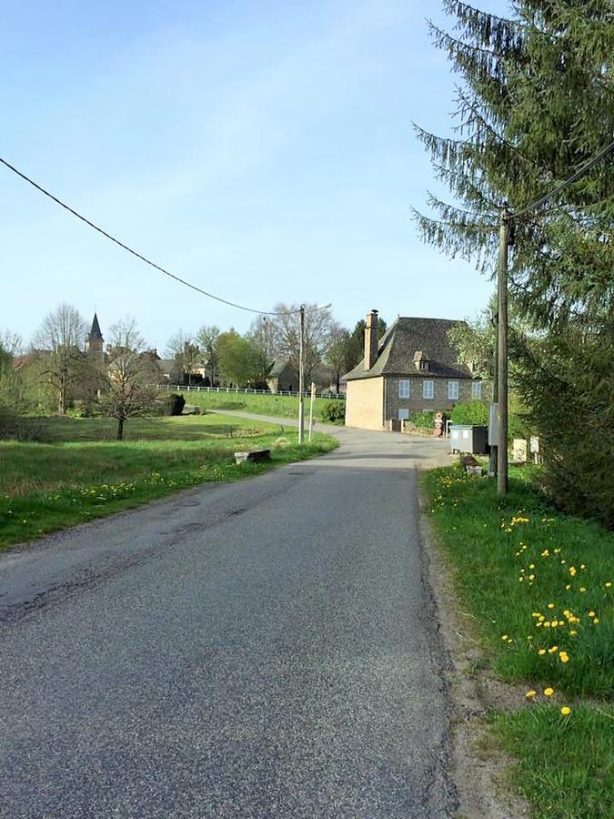 Auberge De Saint Julien Aux Bois Exterior foto