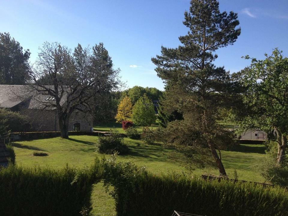 Auberge De Saint Julien Aux Bois Exterior foto